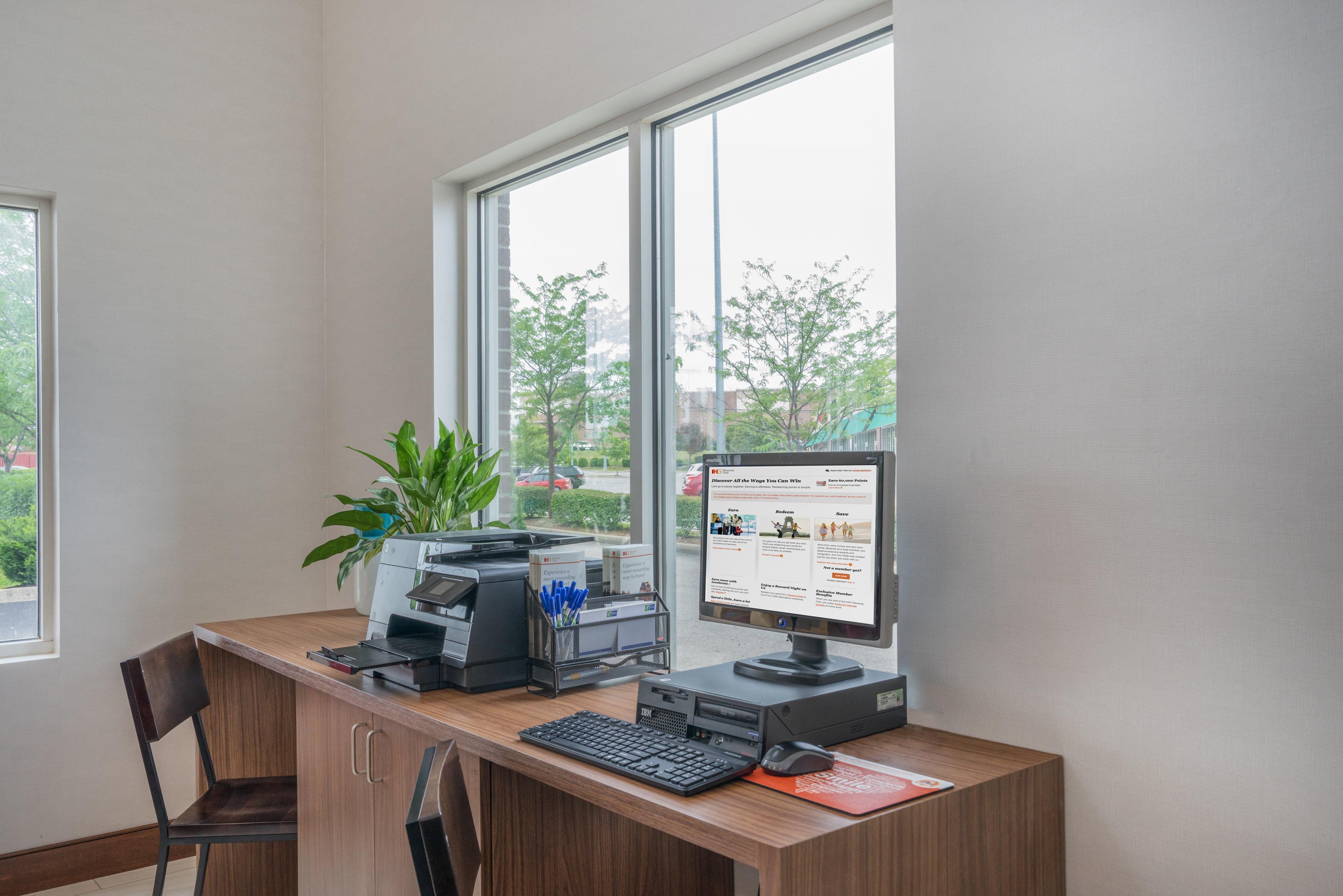 Holiday Inn Express Hotel & Suites Frankfort By Ihg Eksteriør bilde