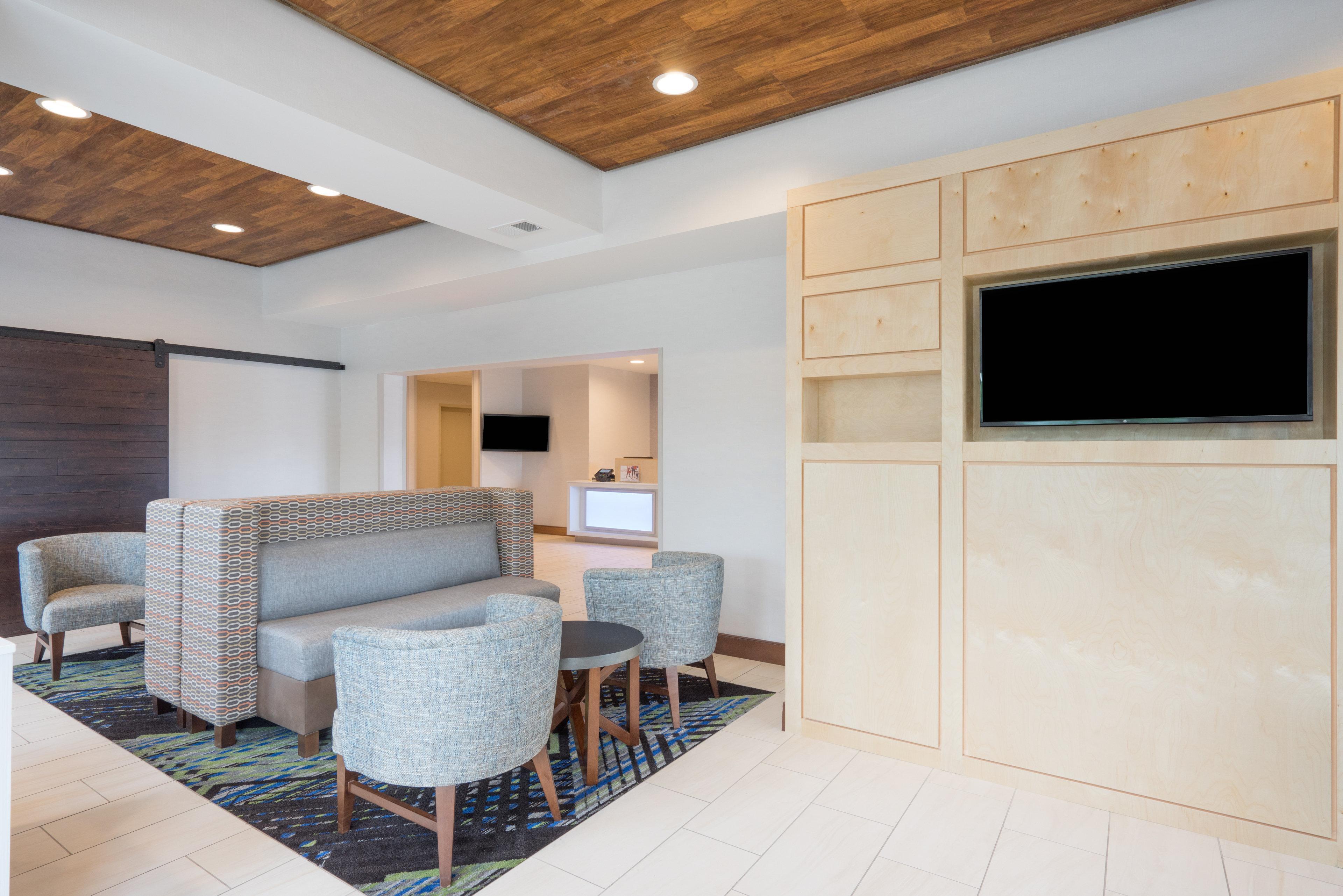 Holiday Inn Express Hotel & Suites Frankfort By Ihg Eksteriør bilde