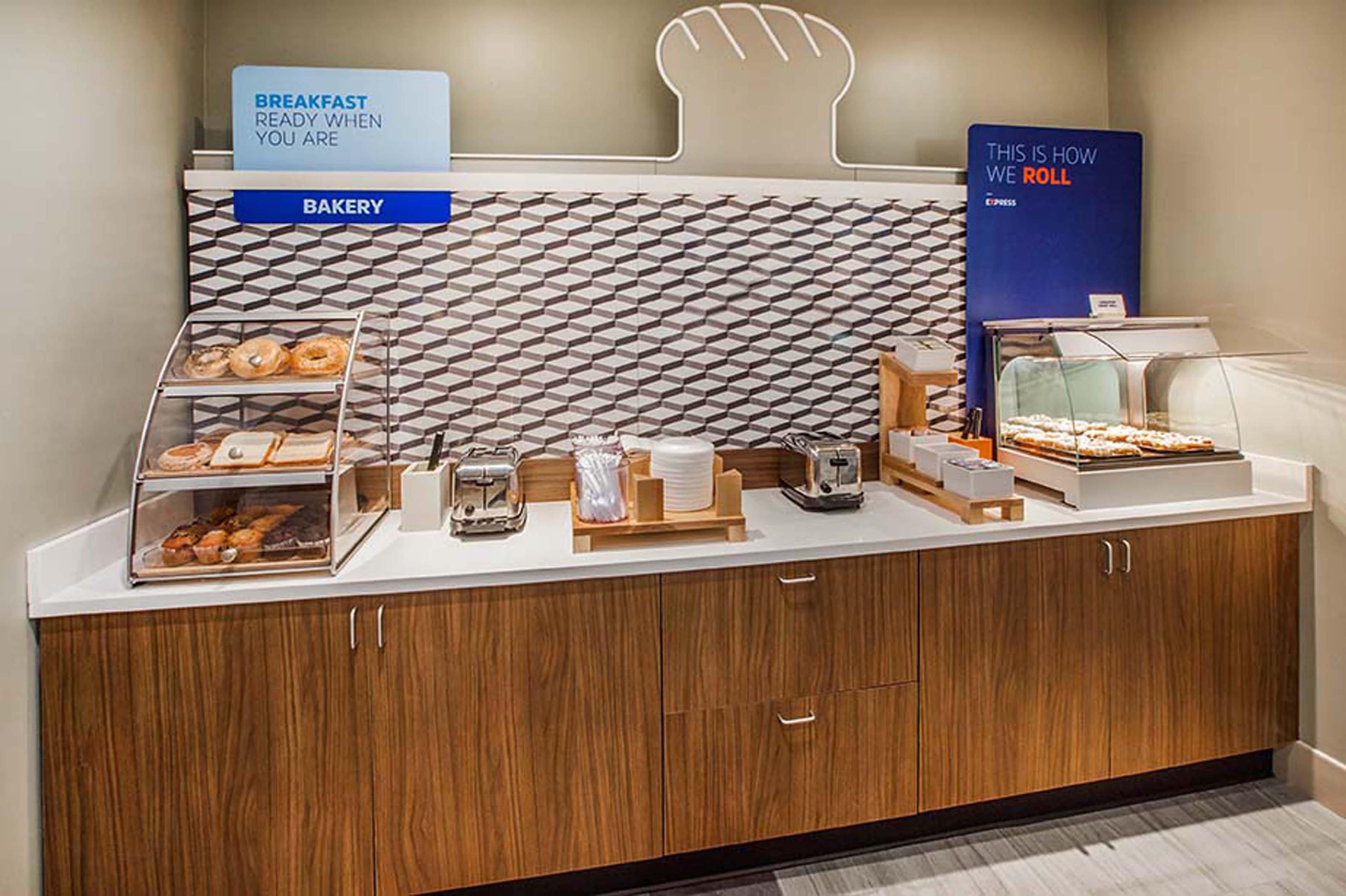 Holiday Inn Express Hotel & Suites Frankfort By Ihg Eksteriør bilde