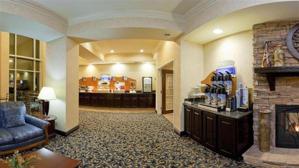 Holiday Inn Express Hotel & Suites Frankfort By Ihg Eksteriør bilde
