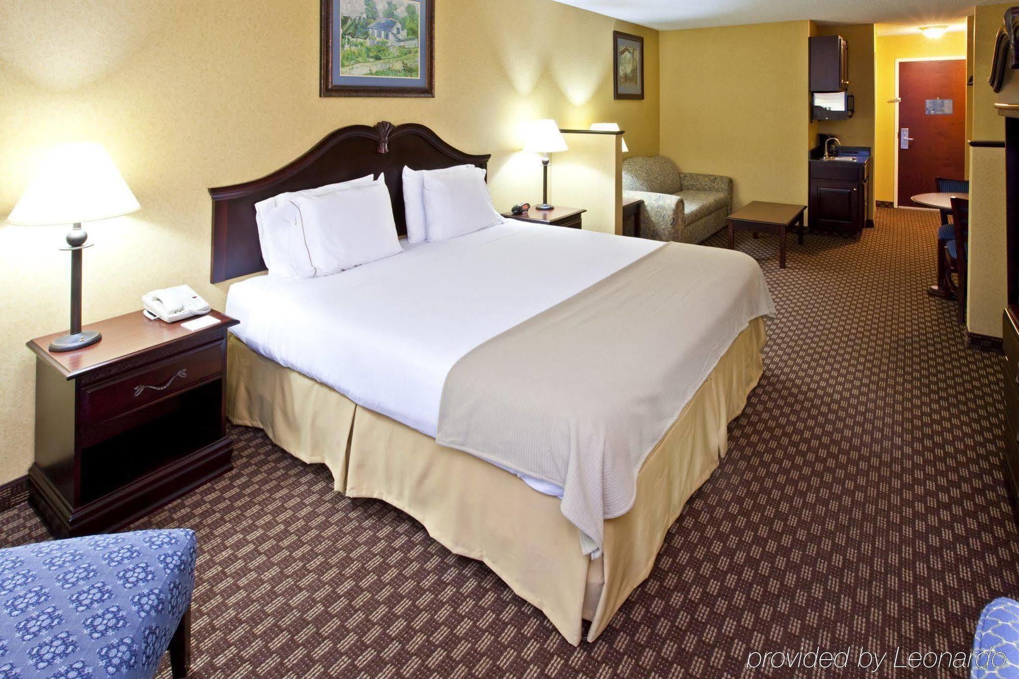 Holiday Inn Express Hotel & Suites Frankfort By Ihg Rom bilde