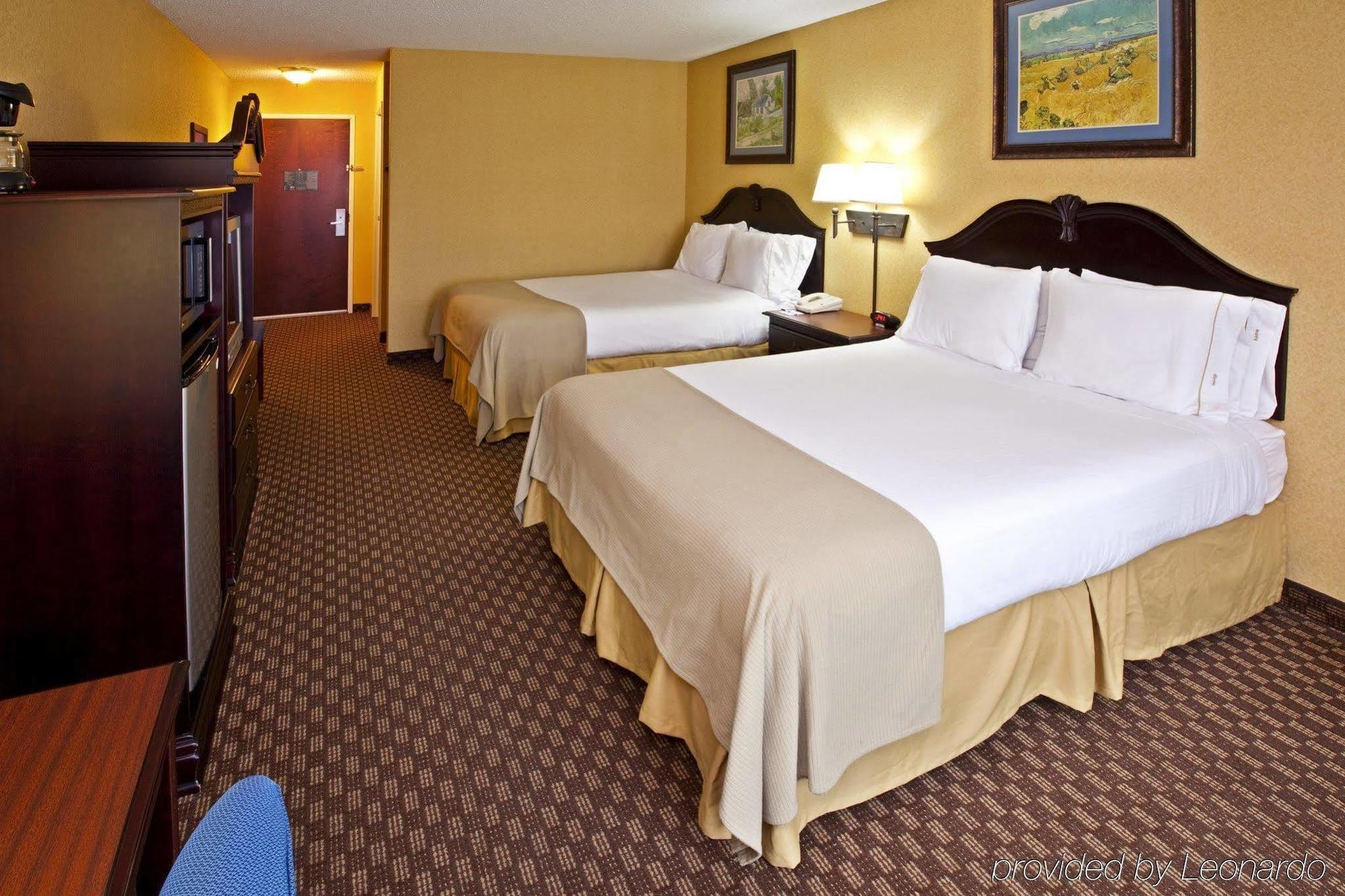 Holiday Inn Express Hotel & Suites Frankfort By Ihg Rom bilde